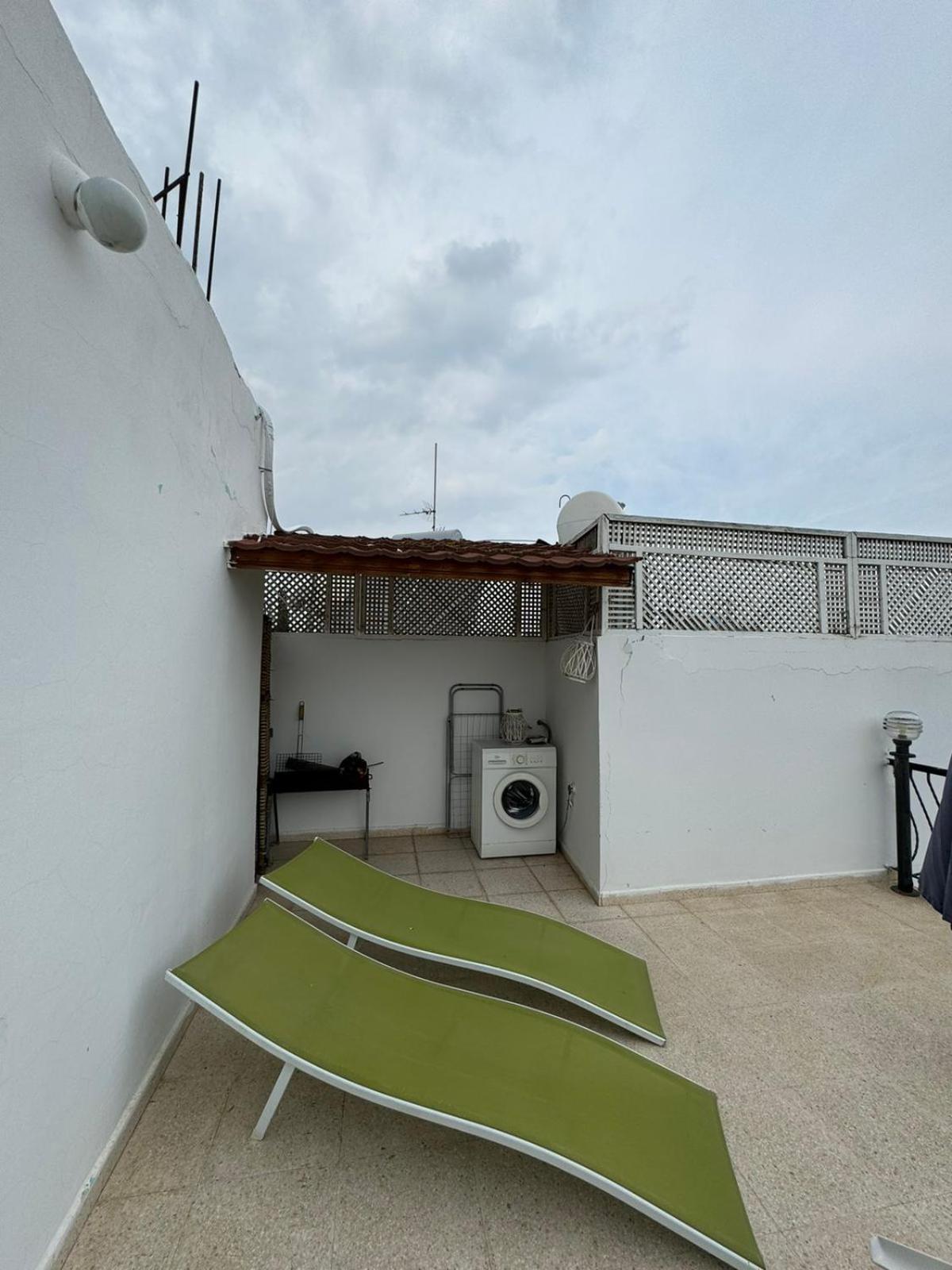 Sea Apartments Larnaca Exterior photo