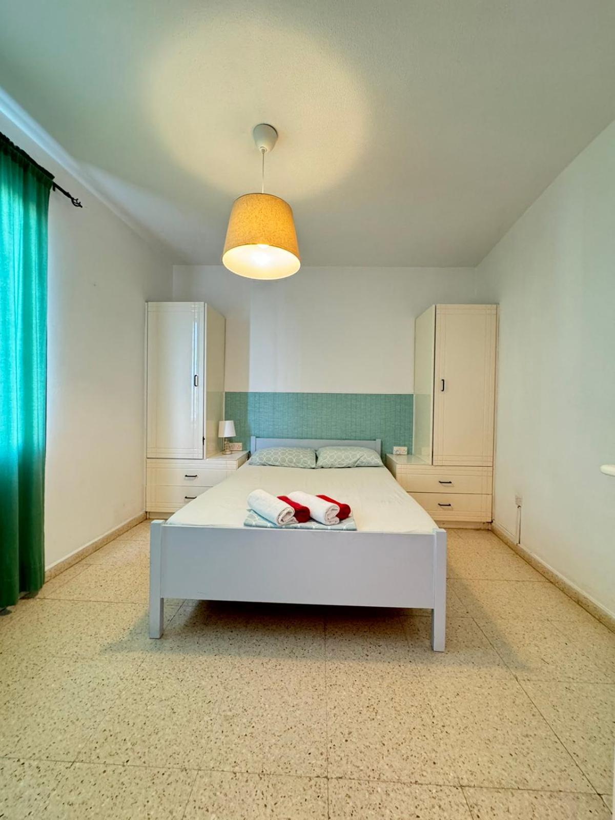 Sea Apartments Larnaca Exterior photo