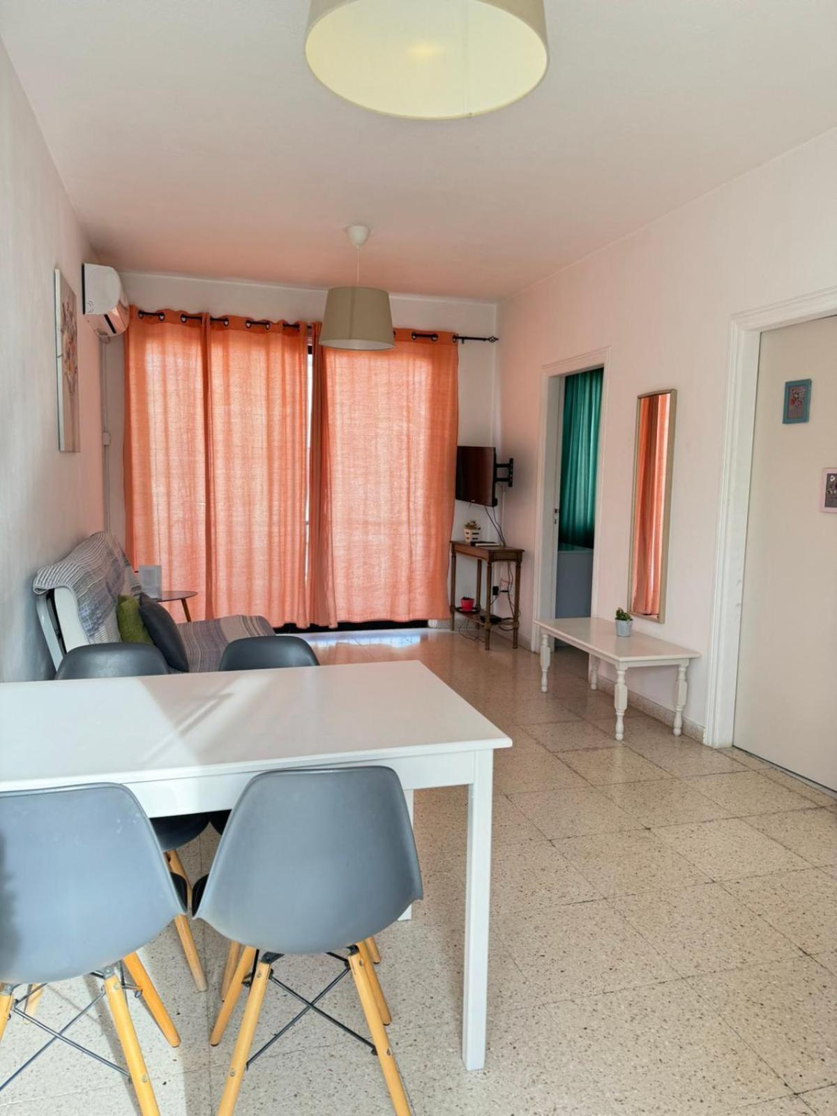 Sea Apartments Larnaca Exterior photo